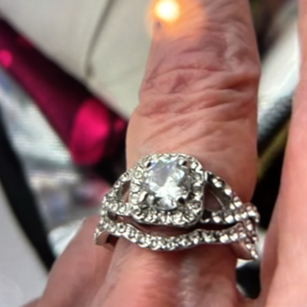 Ladies ss/rhodium round ring, has band that nestles next to it - Picture 5 of 6